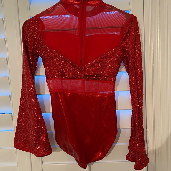 Red Dance costume - Picture 2 of 4
